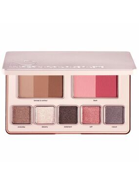 NATASHA DENONA
Hy-Per Natural Face Palette